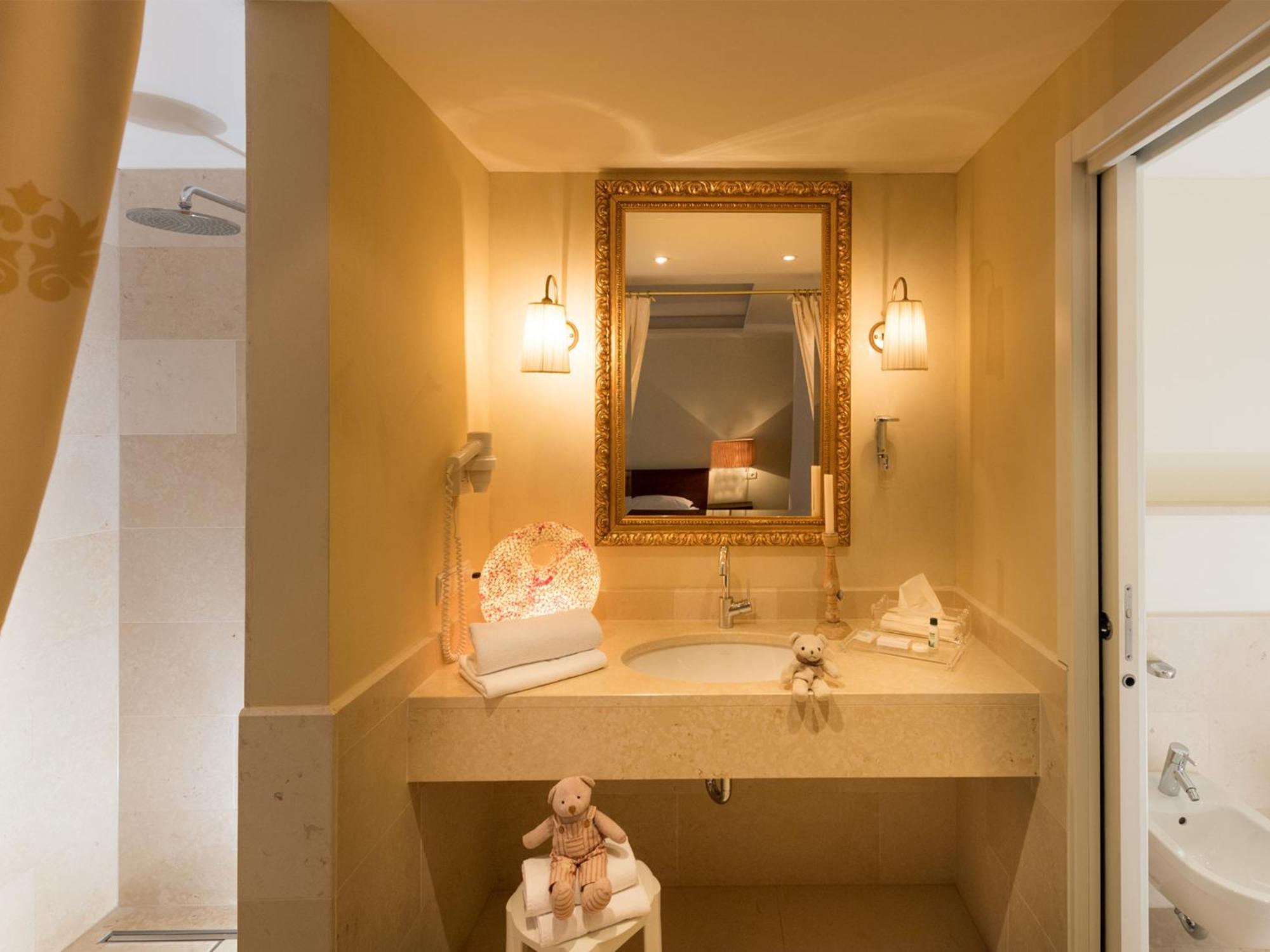 Hotel Fameli Olang 客房 照片