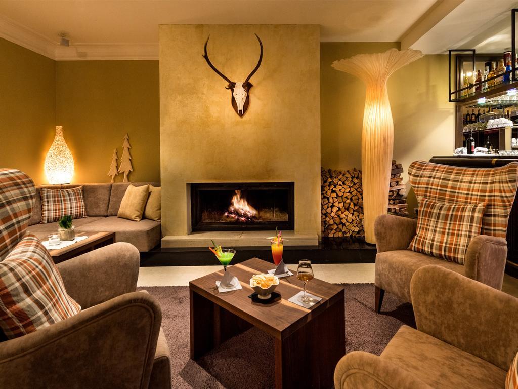 Hotel Fameli Olang 外观 照片